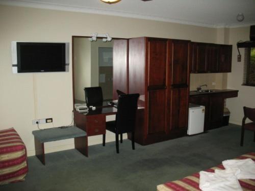Country 2 Coast Motor Inn Кофс-Харбор Номер фото